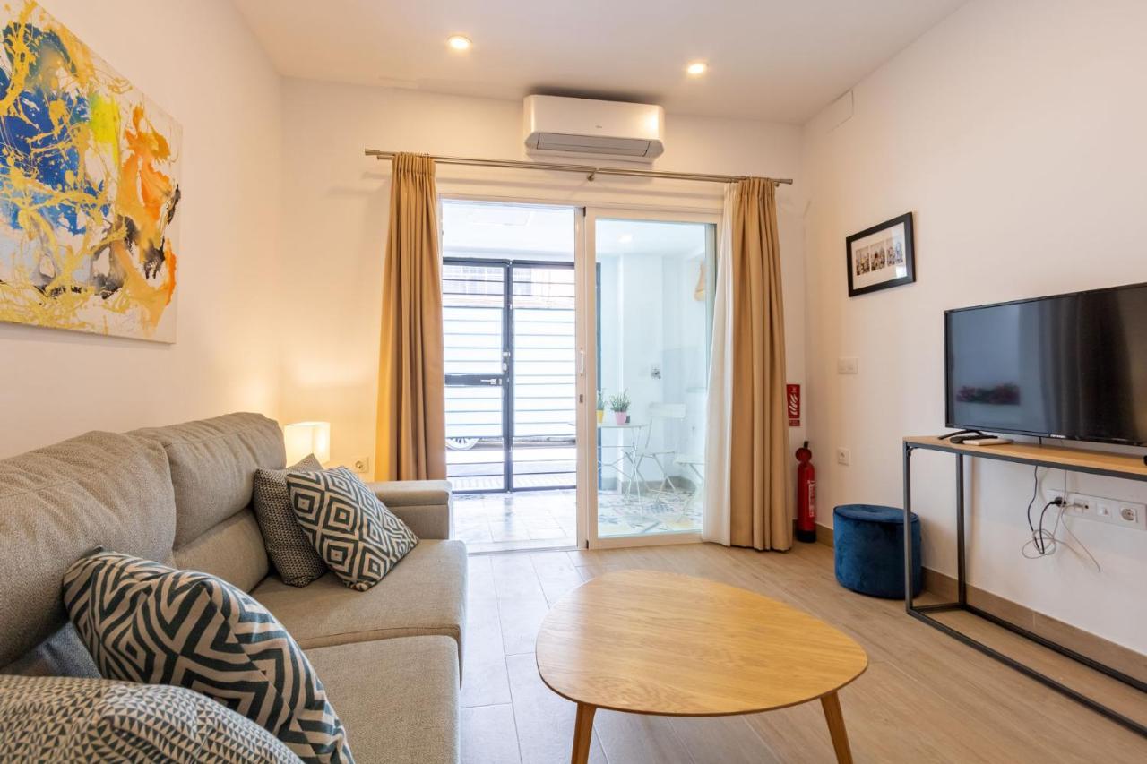 Nine O'Clock Metrosol Apartment เซบีญา ภายนอก รูปภาพ