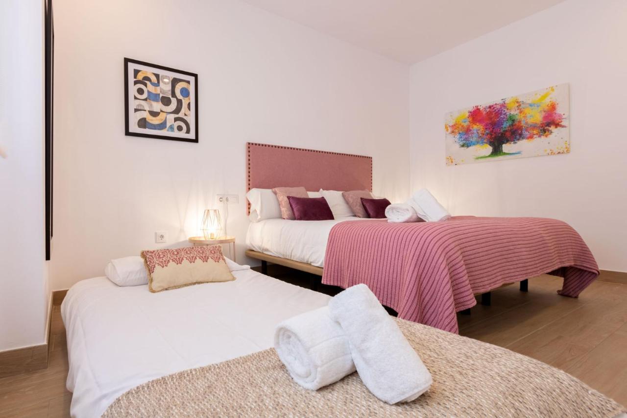 Nine O'Clock Metrosol Apartment เซบีญา ภายนอก รูปภาพ