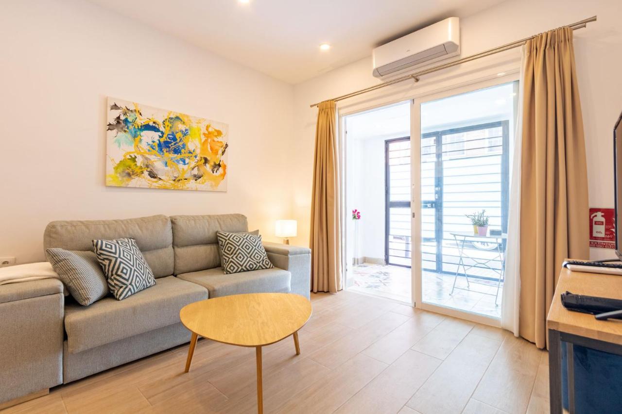 Nine O'Clock Metrosol Apartment เซบีญา ภายนอก รูปภาพ