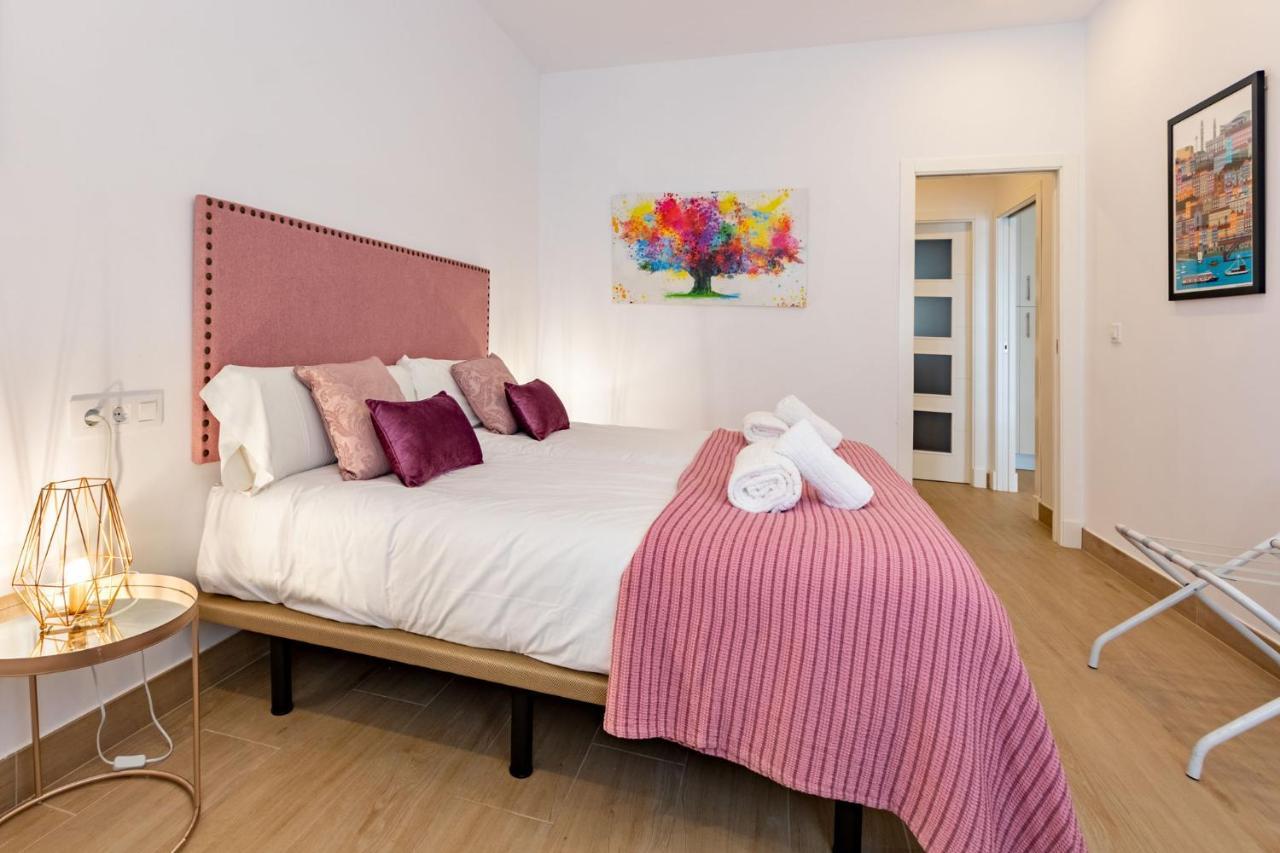 Nine O'Clock Metrosol Apartment เซบีญา ภายนอก รูปภาพ