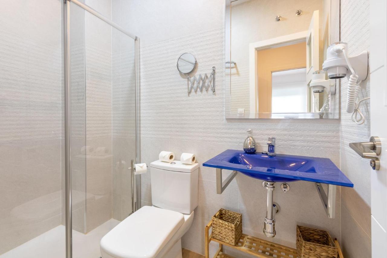 Nine O'Clock Metrosol Apartment เซบีญา ภายนอก รูปภาพ
