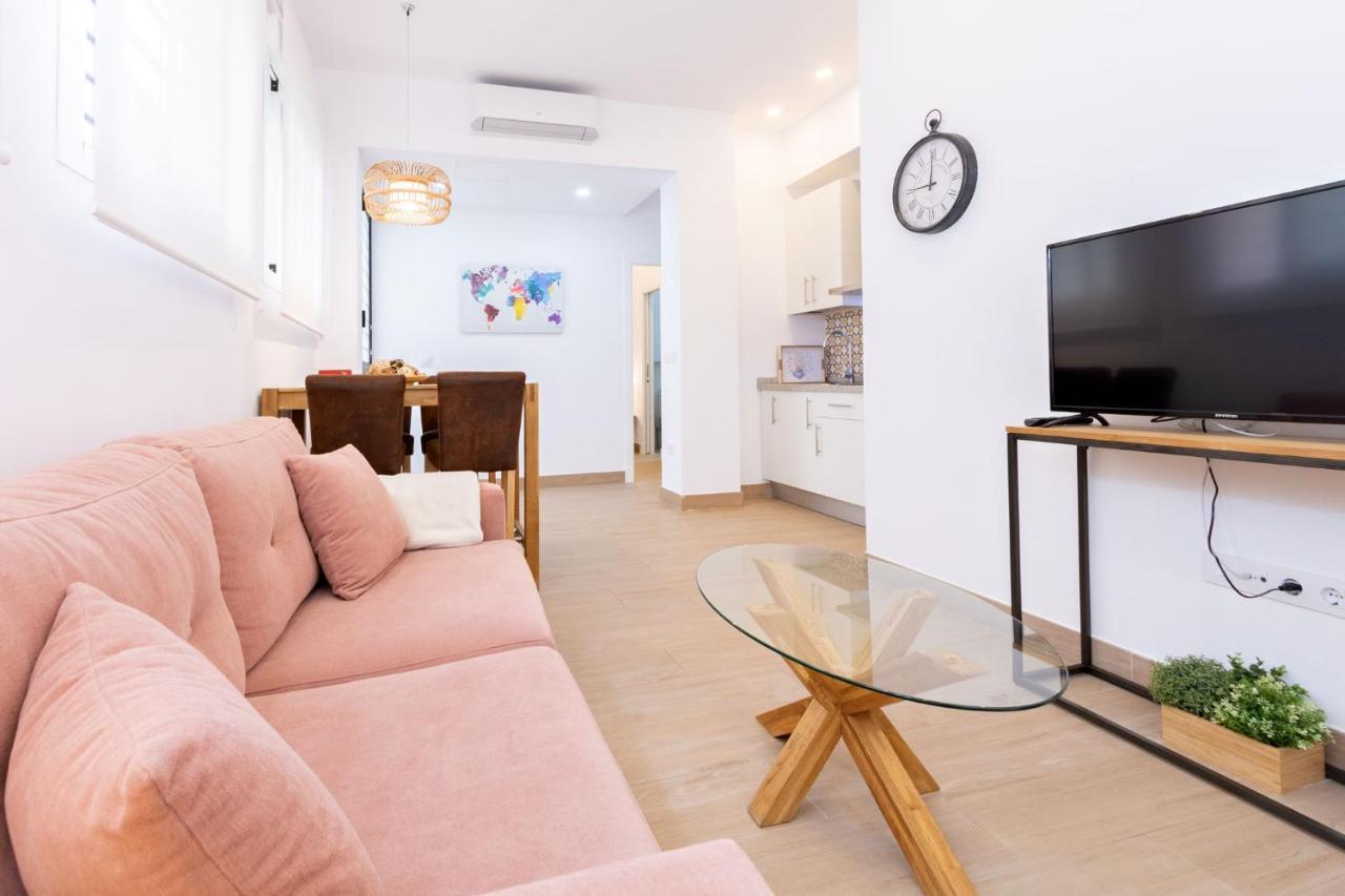 Nine O'Clock Metrosol Apartment เซบีญา ภายนอก รูปภาพ