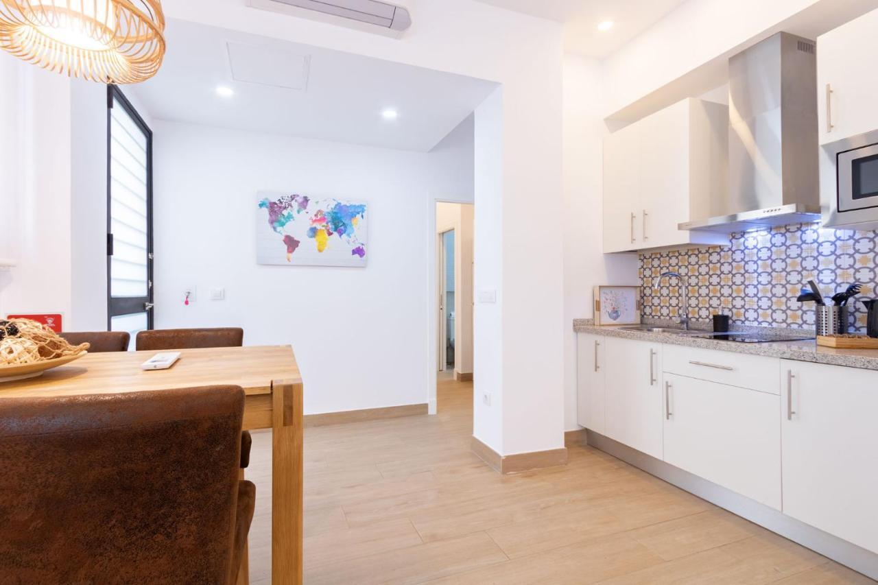 Nine O'Clock Metrosol Apartment เซบีญา ภายนอก รูปภาพ